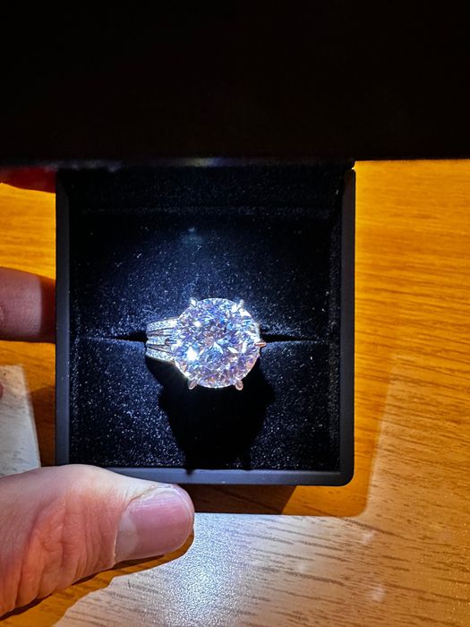 925 Сребърен пръстен за годишнина с голям камък