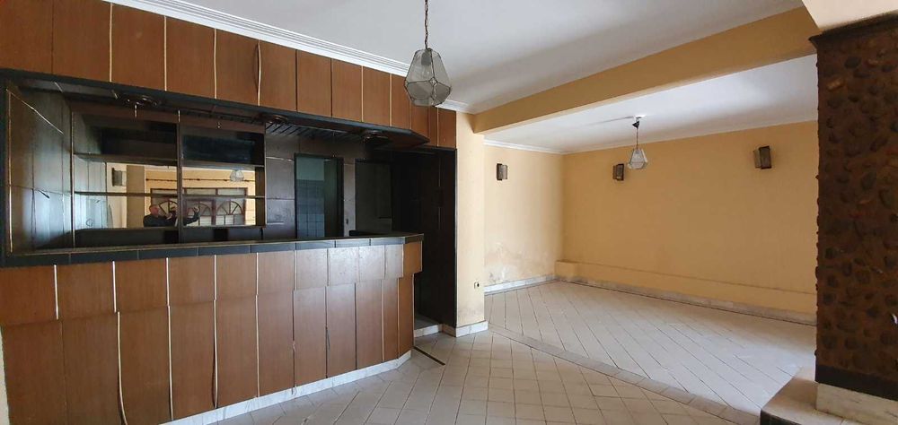 Продава се Заведение в Стара Загора, Център - 110 кв.м за 728 €/кв.м - Снимка #1