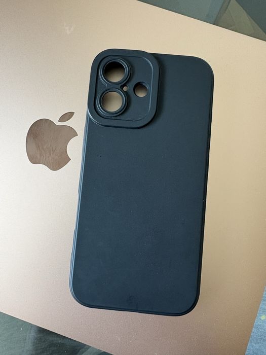 Кейс за iPhone 16