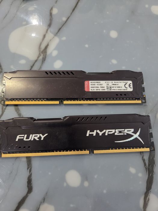 RAM -памет DDR 3  2×4 GB