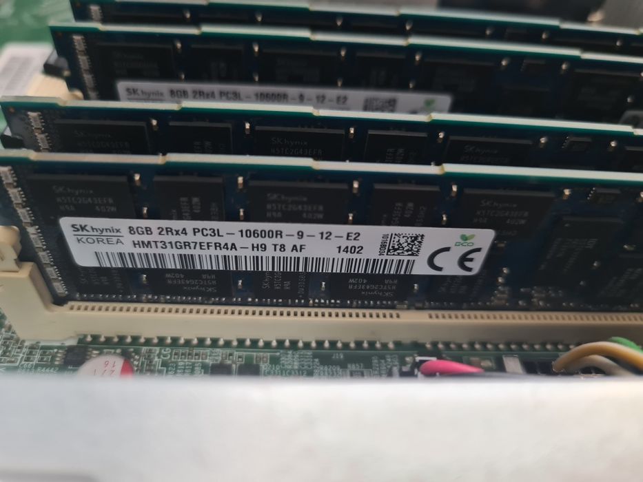 Сервер HP ProLiant DL160 Gen8