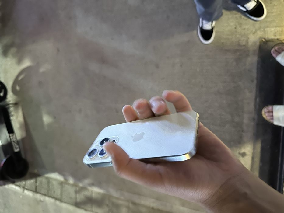 Iphone 15 pro 128 gb 86%