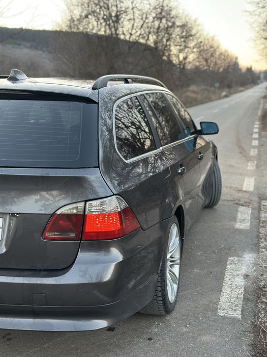 БМВ Е61 525  177