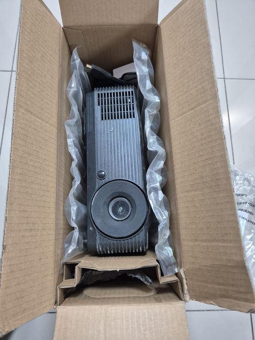 Продам проектор Optoma W312