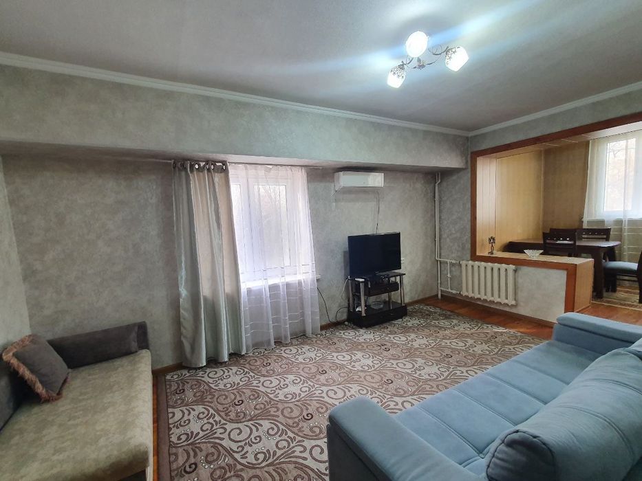Срочно Юнусабад 4 1х2/ 3/4 балкон 2х6м 42м² мебель и техника