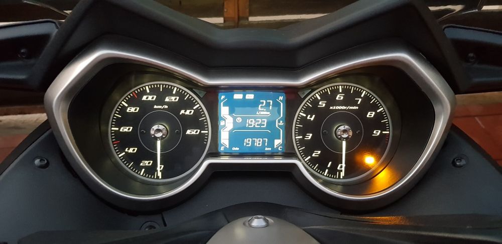 Yamaha Xmax 300 2021