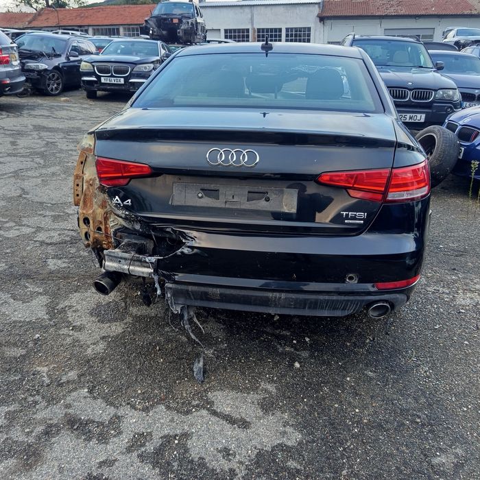 Ауди А4 В9 2.0 TFSI quattro 2016 година