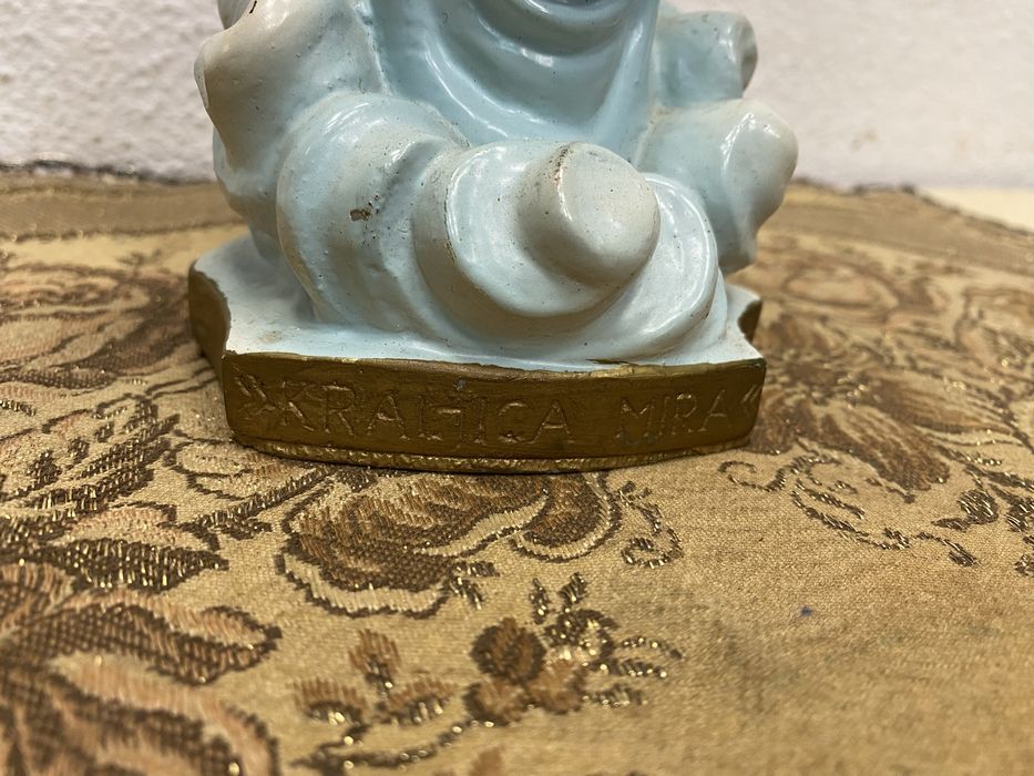 Френска порцеланова фигура дева мария