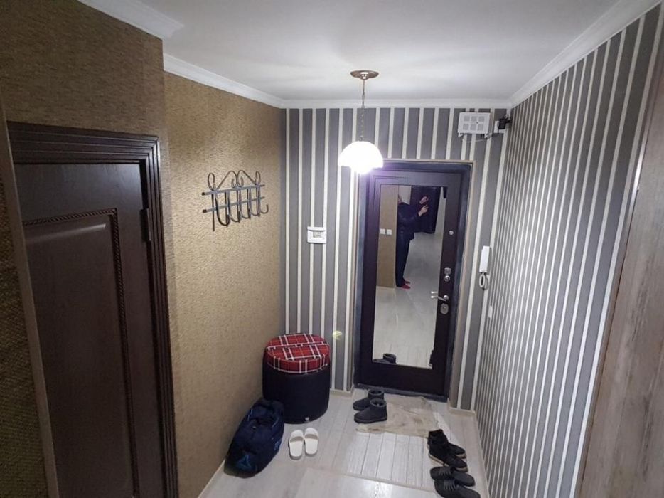 Посуточно 1 ком. 6000 ночь район Евразии Майлина31