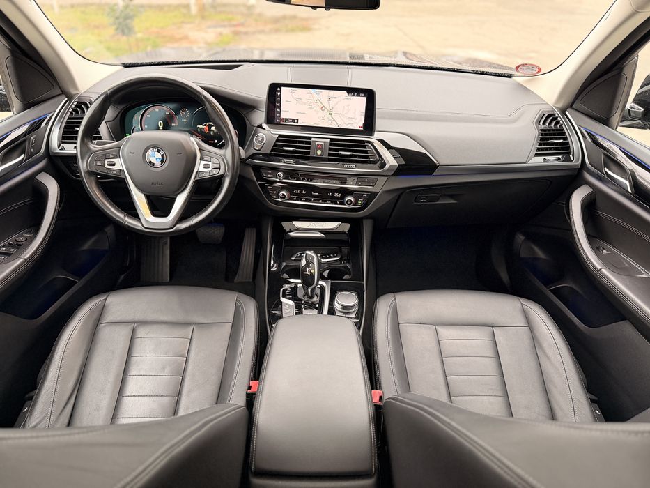 Bmw X3 2018 LuxuryLine 2.0 190cp Xdrive B47 / Plasme / Panoramic / Led