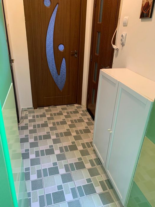 Închiriez apartament 2 camere 450 euro