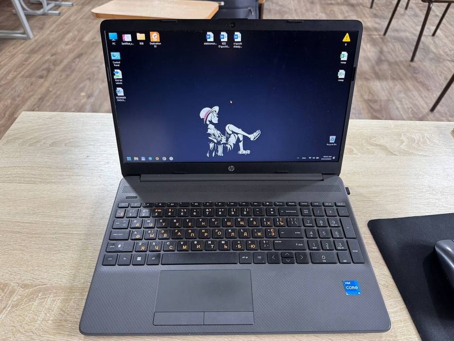 Noutbuk HP 250 15,6inch i5-1235U sotiladi/продаётся