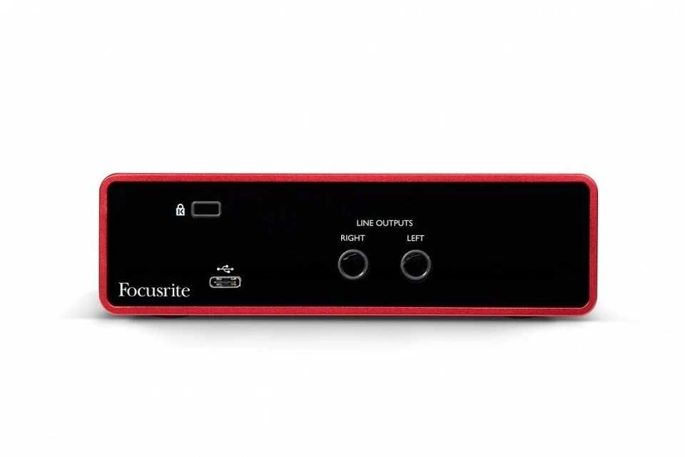 Kit Complet Focusrite Scarlett Solo Studio 3rd Gen - NOU (Doar probat)