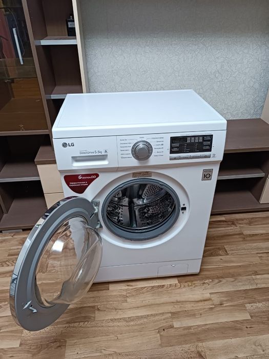 Стиральная машинка 5.5кг