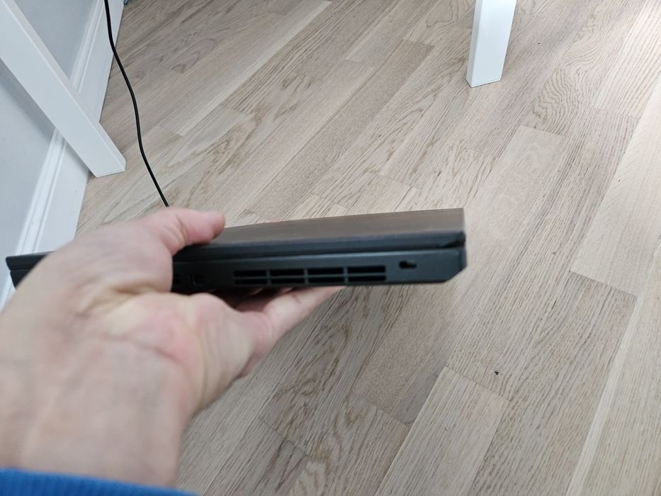 Lenovo T560 Core i5 gen6 2.4 ghz, 8GB Ram, SSD 256 - strare excelenta