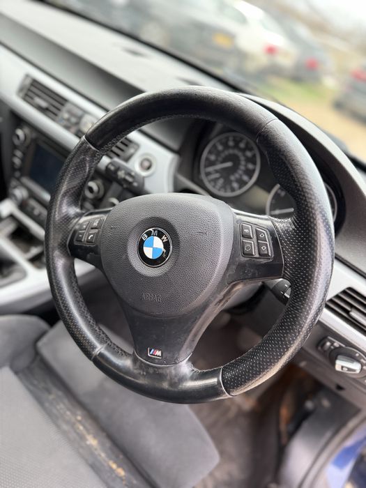 Volan m pachet bmw e90 e91 e92 e93 e87 e81 e82 e88 e84 e87