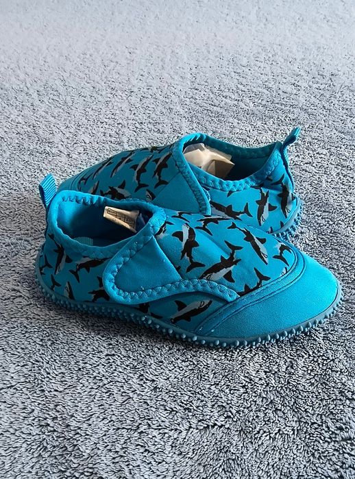 Papuci de apa, nr 26