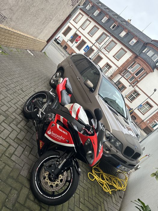 Yamaha R1 Santander– Stare excelentă, multe piese noi, Akrapovič