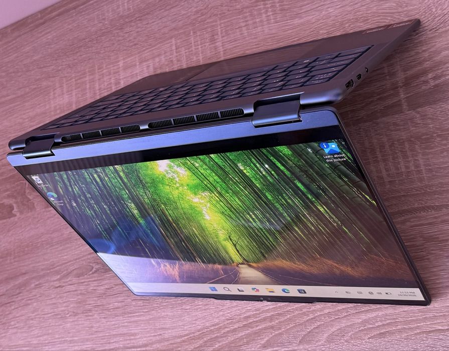 Lenovo Yoga 7 AMD Ryzen 7 AI 350 - 32GB 1TB - OLED ! 2in1 x360 Slim