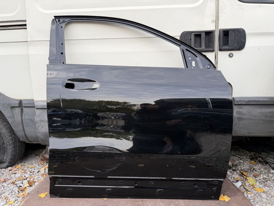 Врата Mercedes GLA W247