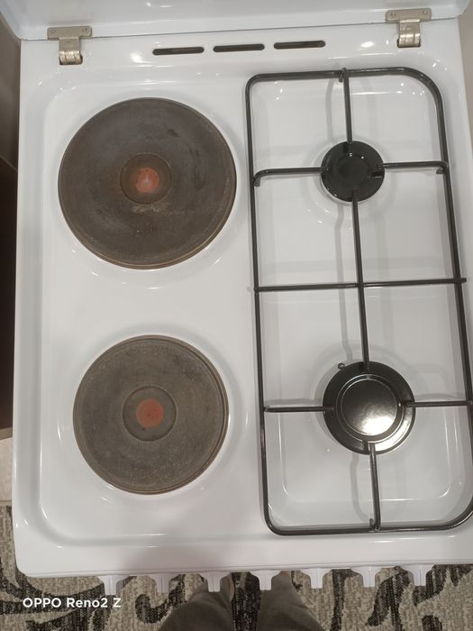 Продам газэлектроплиту