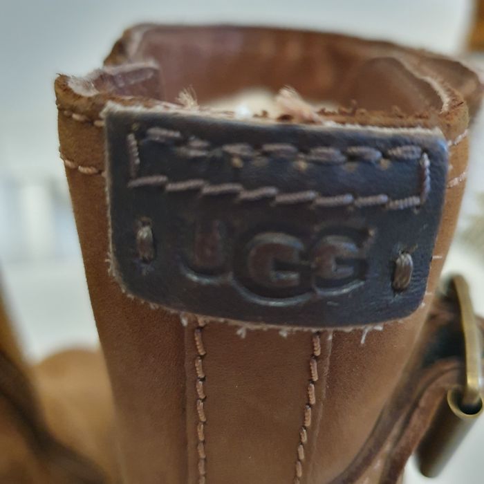 Cizme UGG masura 37