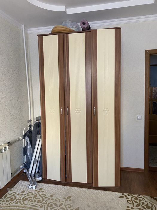 Шкаф для одежды.