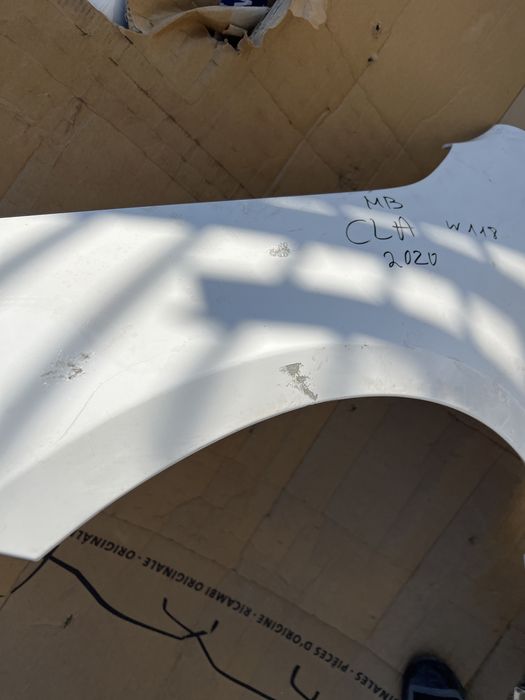 Mercedes Benz CLA 2020 ляв калник