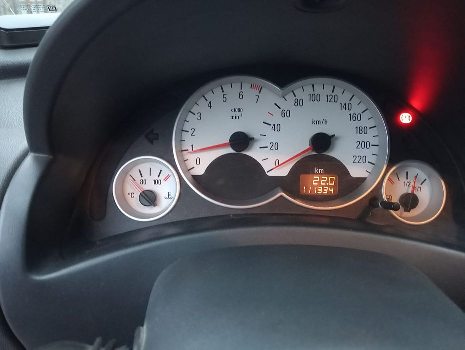 Vând Opel Corsa C 1.2 Twinport 80 CP