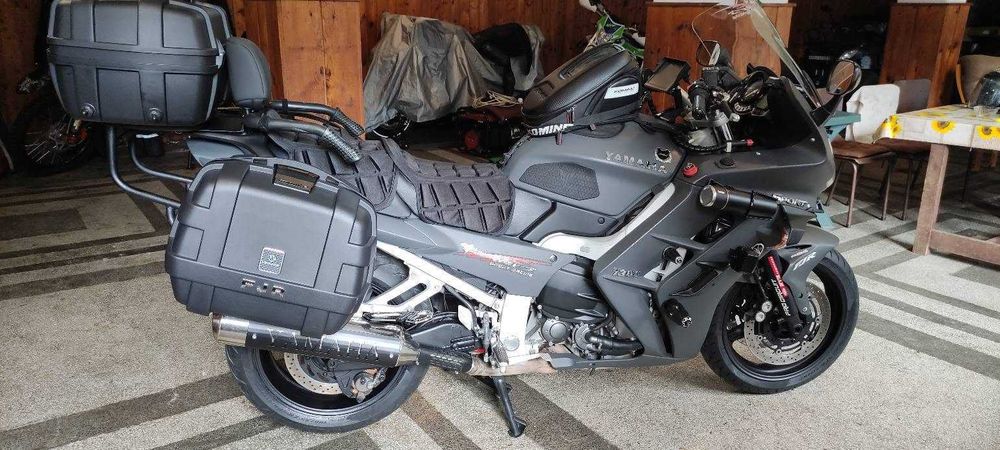 Продавам YAMAHA FJR 1300