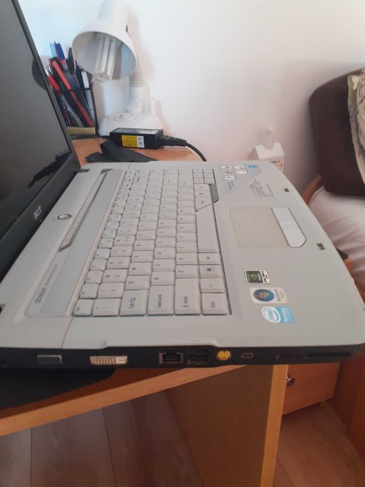 Laptop Acer, doar 250 RON