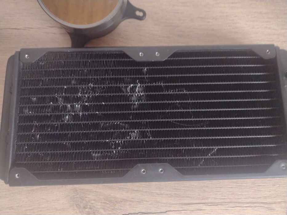 4 броя водни охаждания за компютър Arctic и NZXT cougar