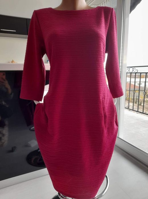 Рокля  М  размер