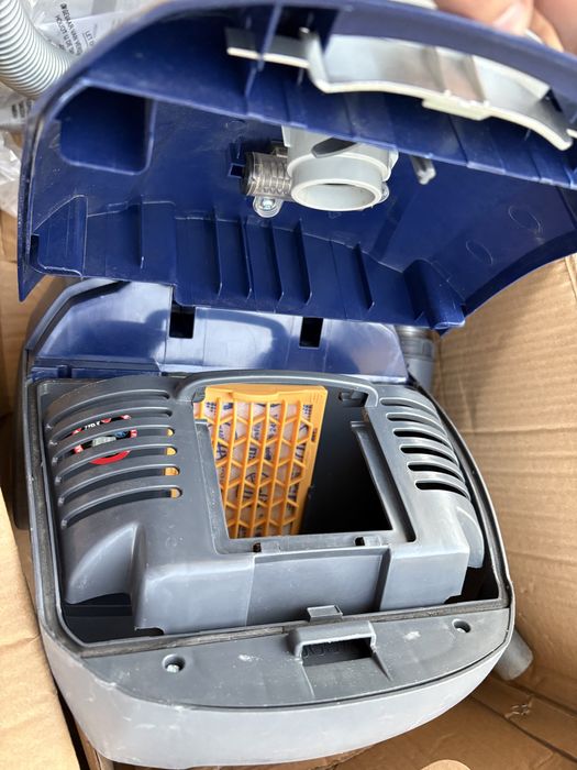 Aspirator hoover brave