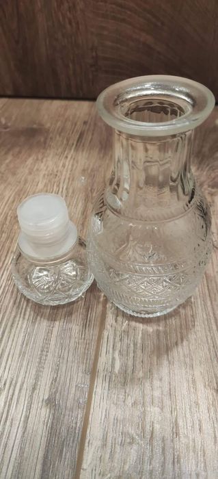 Стъклени гарафи - 2 вида