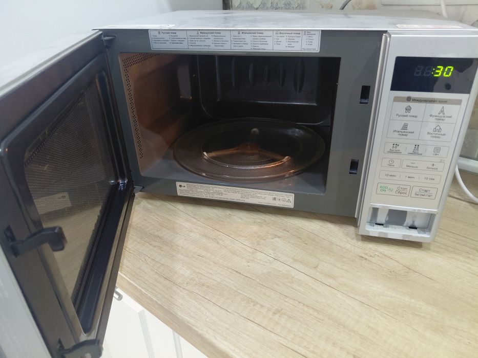 Микроволновая печь LG