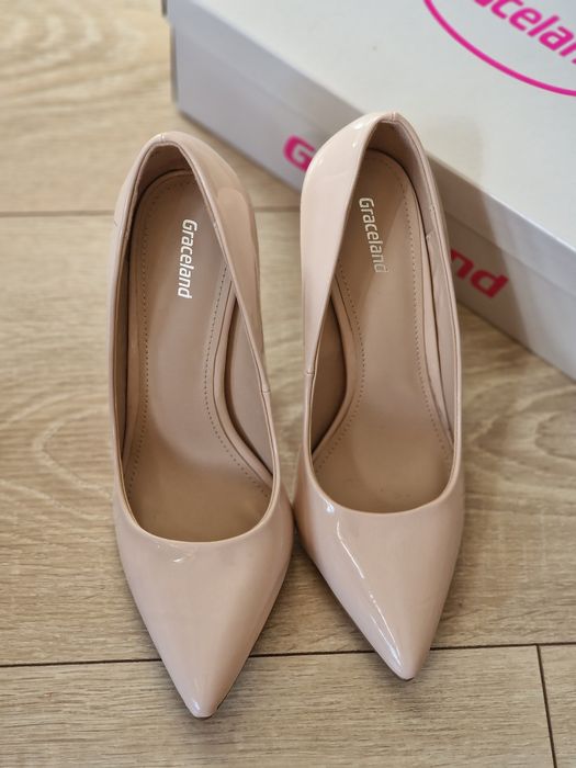 Обувки на ток, р.37, 3 чифта общо 20€