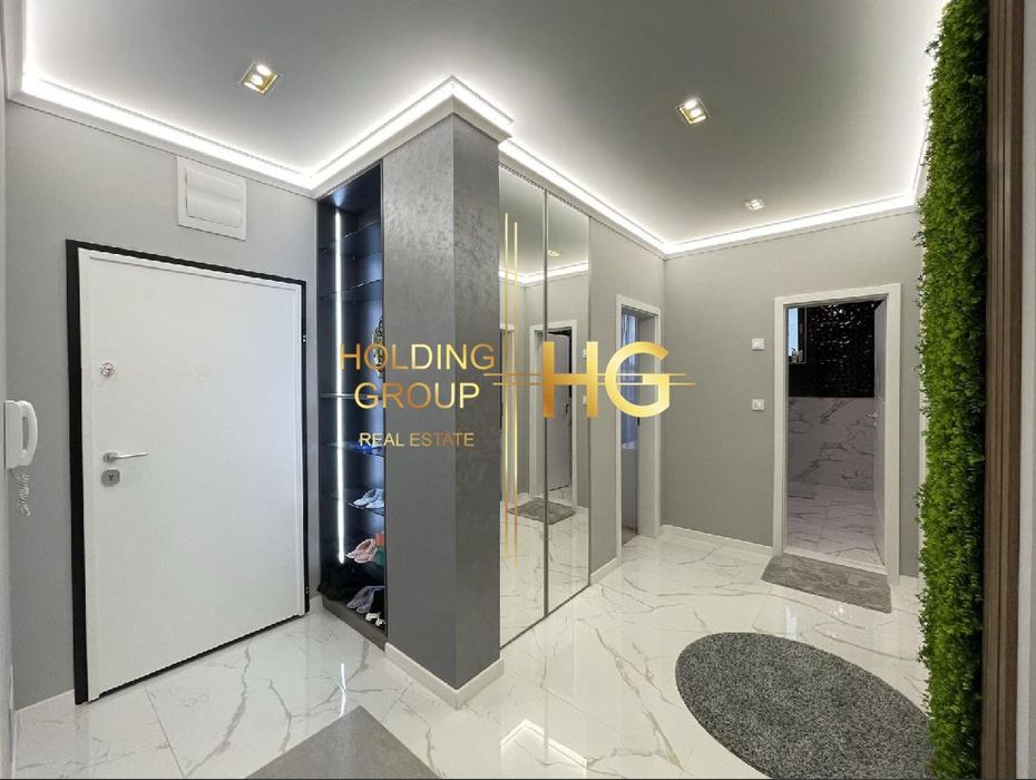 Продава се Четиристаен апартамент в Варна, м-т Евксиноград - 218 кв.м за 2519 €/кв.м - Снимка #11