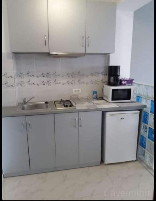 Închiriez garsonieră
