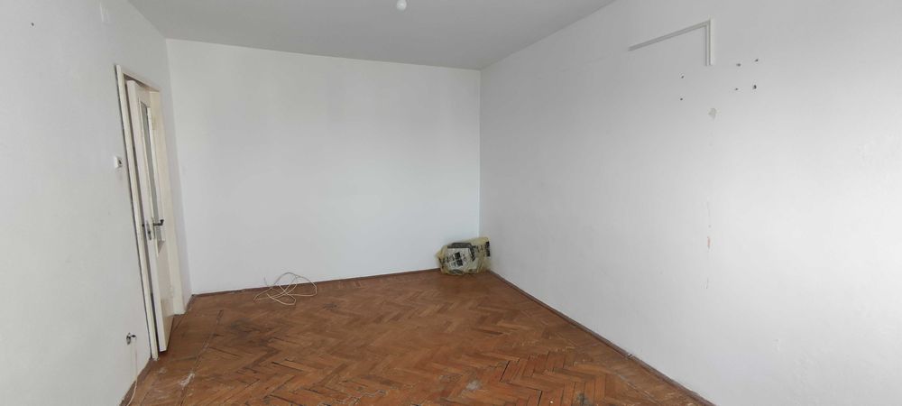 Vând apartament 2 camere decomandat Micro 5 Buzau