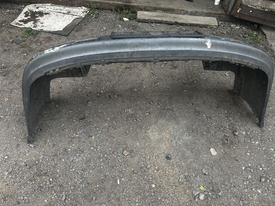 Бампер пассат б4