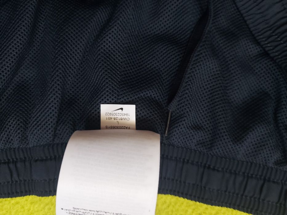 Nike DryFit-L-НОВО-Оригинални