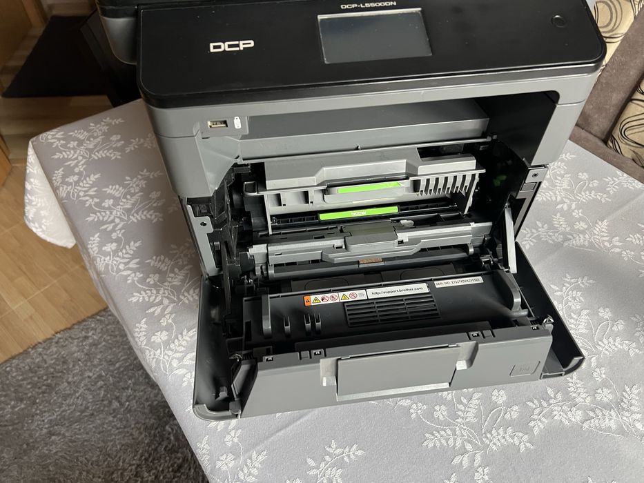 Мултифункционален принтер Brother L5500DN
