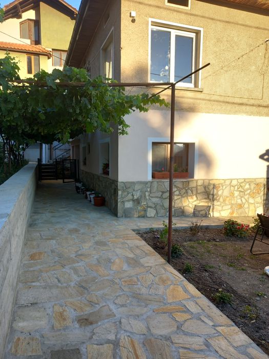 Дава се под наем Етаж от къща в Велинград - 83 кв.м за 350 € - Снимка #11