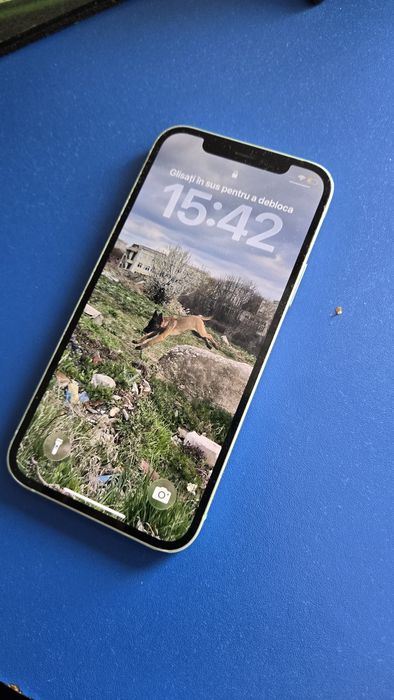 Iphone 12 78% baterie