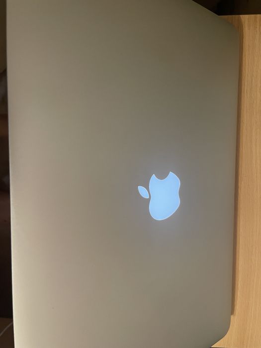 MacBook Air в идеальном состоянии.ТОРГ