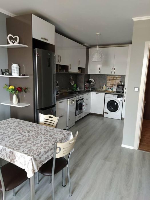 Дава се под наем Двустаен апартамент в Бургас, Сарафово - 64 кв.м за 510 € - Снимка #1