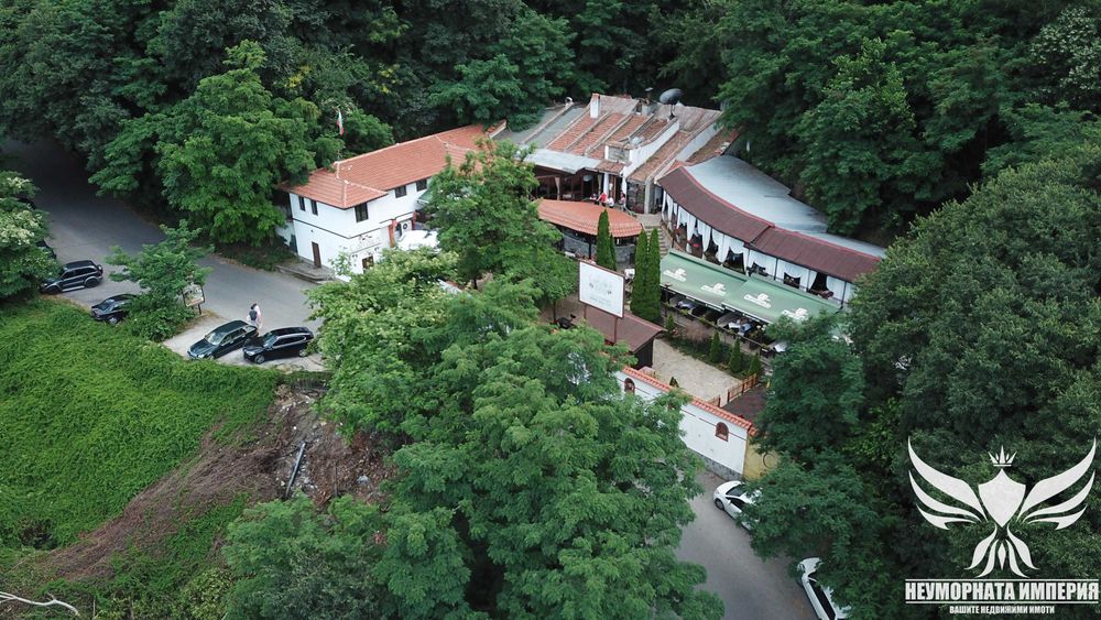 Продава се Заведение в Асеновград - 1200 кв.м за 284 €/кв.м - Снимка #1