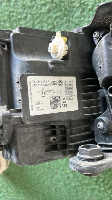 Far stanga vw volkswagen Touareg 3 full led matrix
