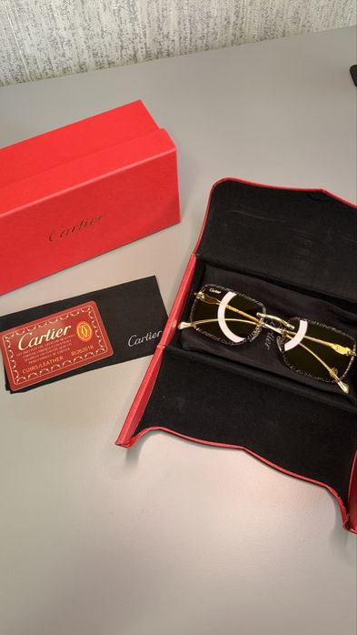Cartier Diamond Cut-кафяви